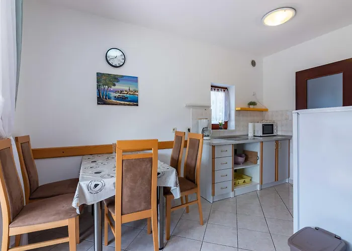 Ksenija, Malinska, Vantacici, Island Krk *