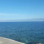 Ksenija, Malinska, Vantacici, Island Krk アパート